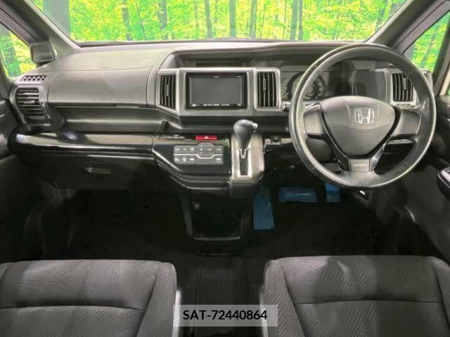 Honda STEP WGN 2011-11 324616-1