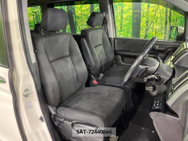Honda STEP WGN 2011-11 324616-8