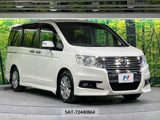 Honda STEP WGN 2011-11 324616-17