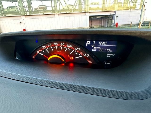 Daihatsu TANTO 2018-10 187487-7