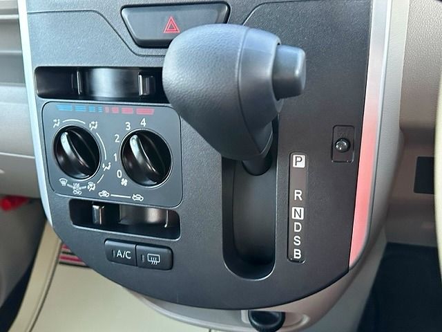 Daihatsu TANTO 2018-10 187487-19