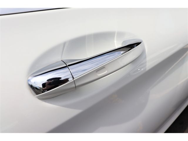 Mercedes Benz C-CLASS 2017-01 23971-16