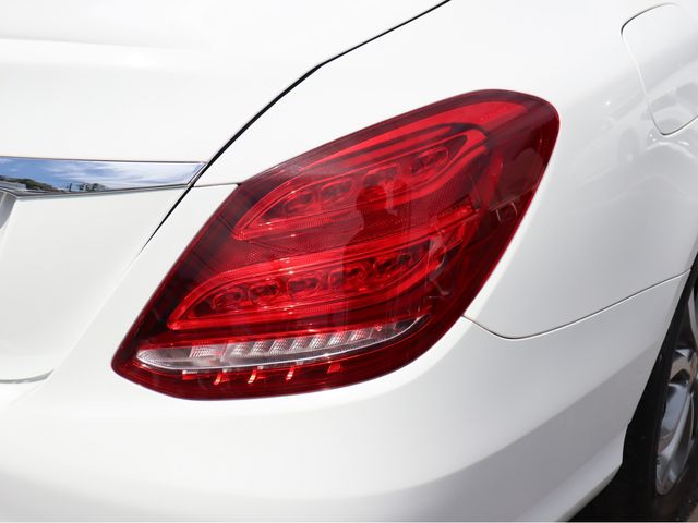 Mercedes Benz C-CLASS 2017-01 23971-21