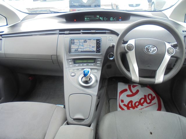 Toyota PRIUS 2009-07 182452-1