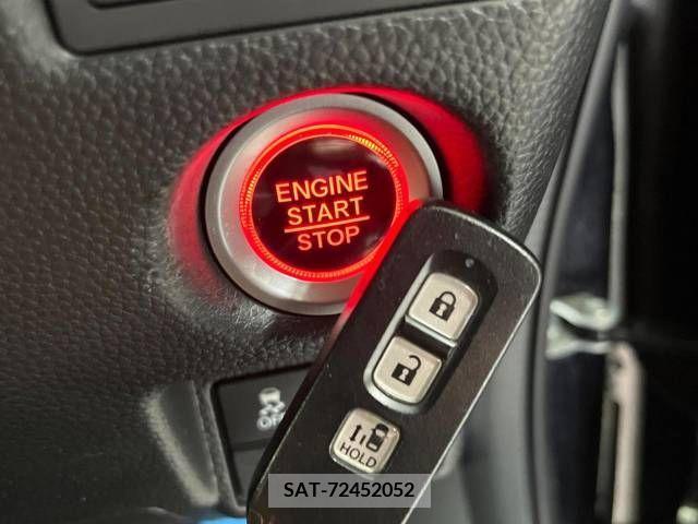Honda N BOX CUSTOM 2018-02 330067-7