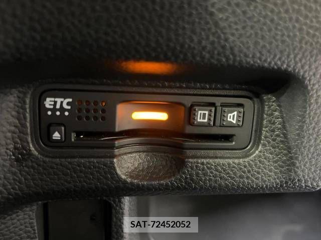 Honda N BOX CUSTOM 2018-02 330067-6