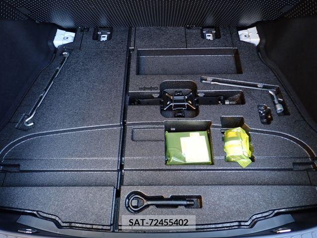 Toyota PRIUS 2019-03 322543-18