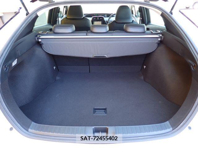 Toyota PRIUS 2019-03 322543-15
