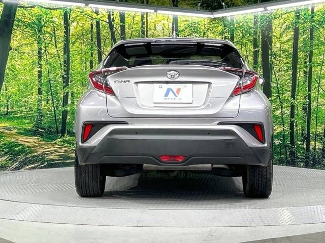 Toyota C-HR 2017-06 29147-14