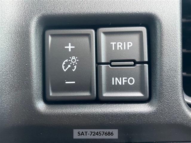 Mazda FLAIR CROSSOVER 2023-11 255703-18