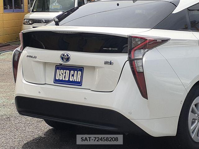 Toyota PRIUS 2016-12 282152-11