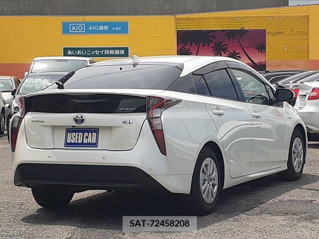 Toyota PRIUS 2016-12 282152-2