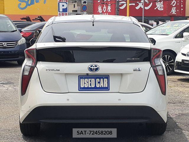 Toyota PRIUS 2016-12 282152-10