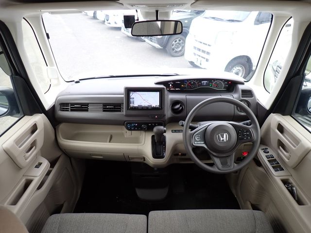 Honda N BOX 2020-10 183762-1