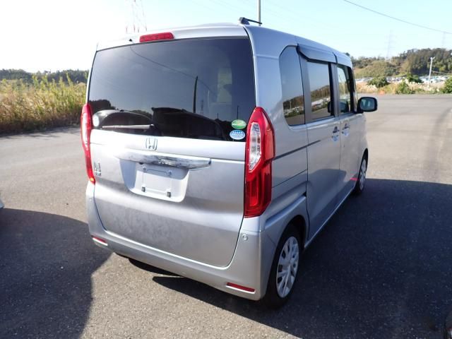 Honda N BOX 2020-10 183762-7