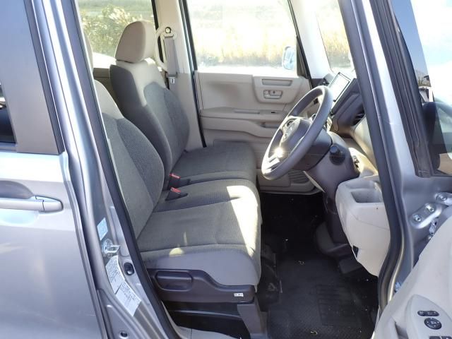 Honda N BOX 2020-10 183762-12