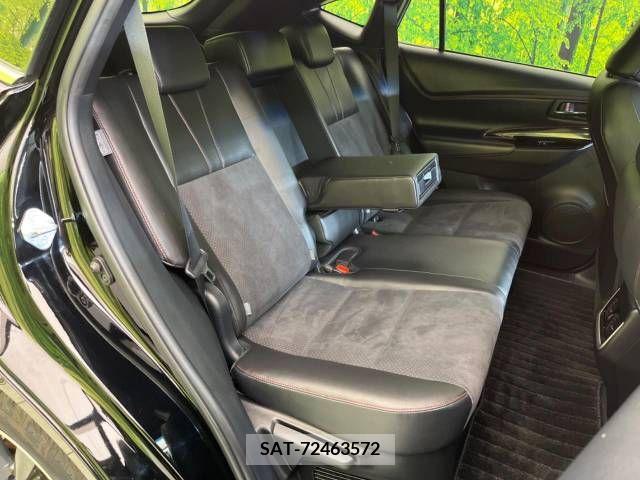 Toyota HARRIER 2018-02 331741-8