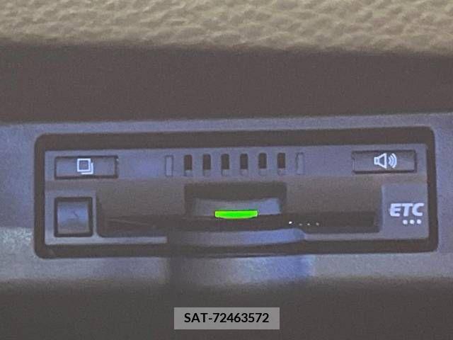 Toyota HARRIER 2018-02 331741-6