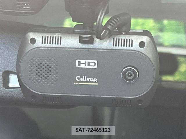 Toyota PRIUS 2019-01 282079-7