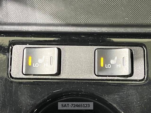 Toyota PRIUS 2019-01 282079-6