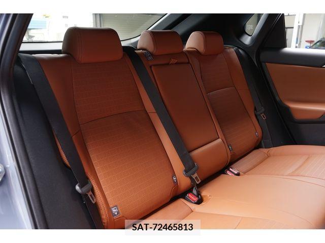 Subaru Solterra 2023-04 326703-16