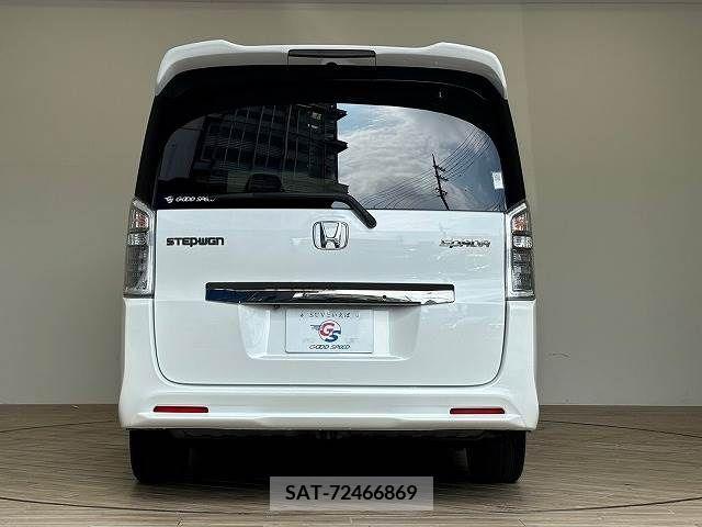 Honda STEP WGN 2013-07 368856-12