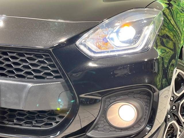 Suzuki SWIFT 2022-01 194263-12