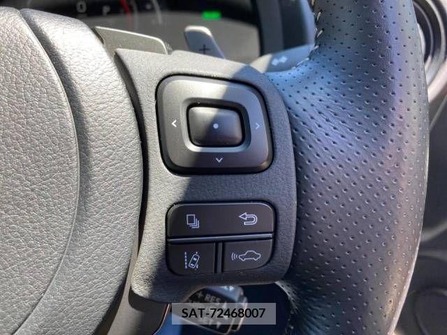 Lexus IS 2023-03 297922-14