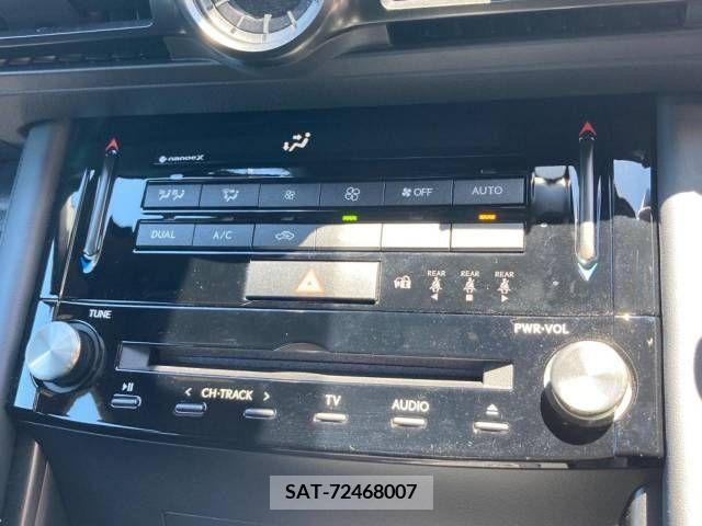 Lexus IS 2023-03 297922-7