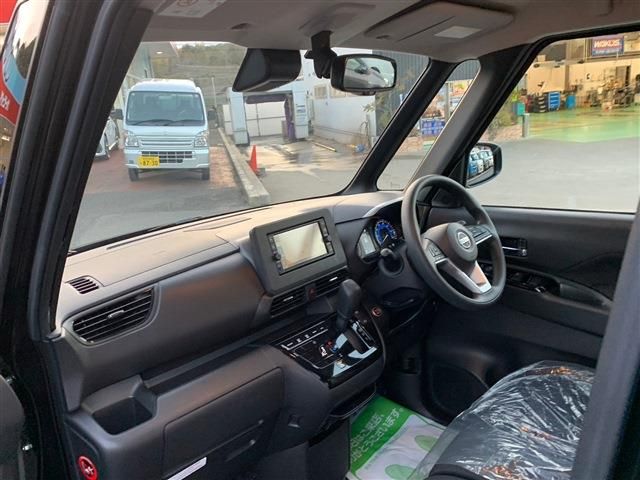 Nissan ROOX 2021-03 181-15
