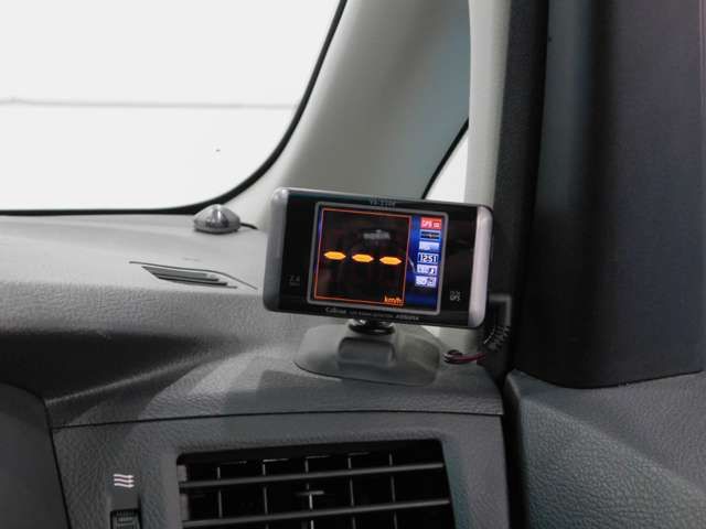 Toyota ALPHARD 2011-02 11015-4