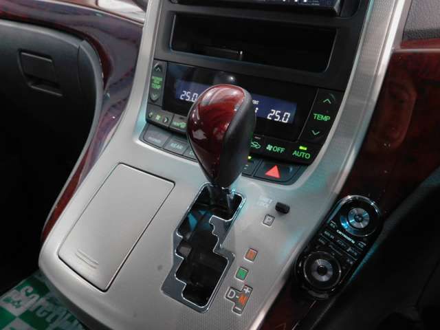 Toyota ALPHARD 2011-02 11015-9