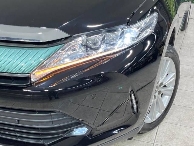 Toyota HARRIER 2018-04 11329-12