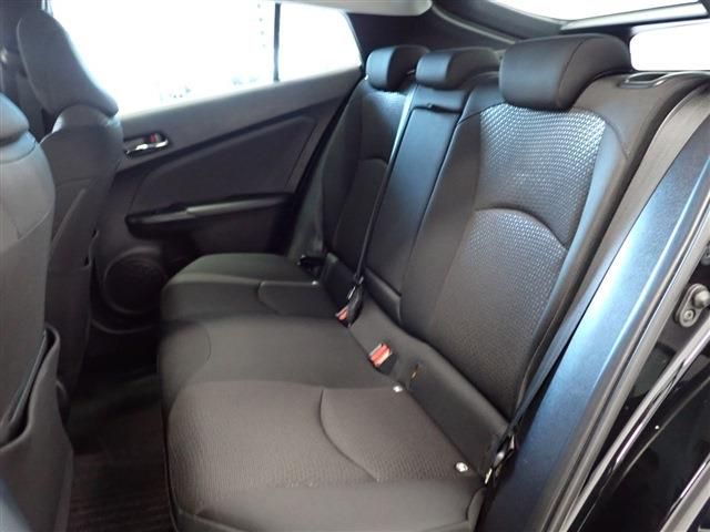 Toyota PRIUS 2022-03 10605-25