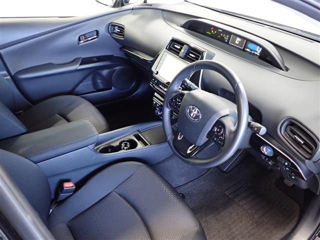 Toyota PRIUS 2022-03 10605-21