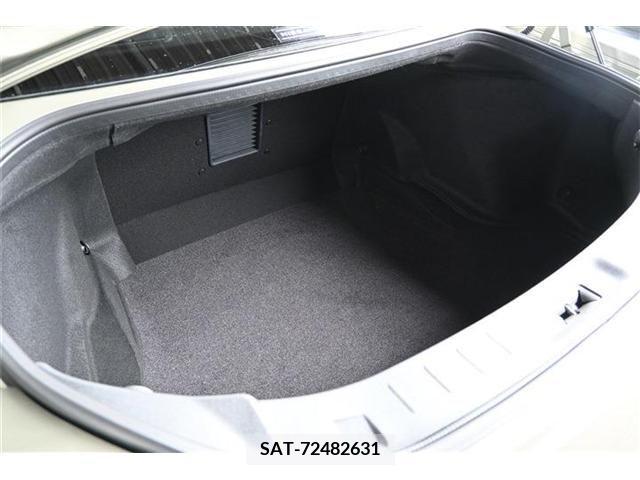 Nissan GT-R 2024-04 271193-25
