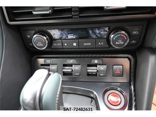Nissan GT-R 2024-04 271193-16