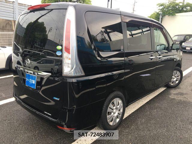 Nissan SERENA 2011-05 384095-2