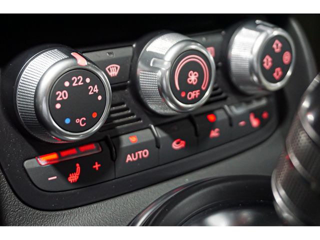 Audi R8 2008-06 16993-12