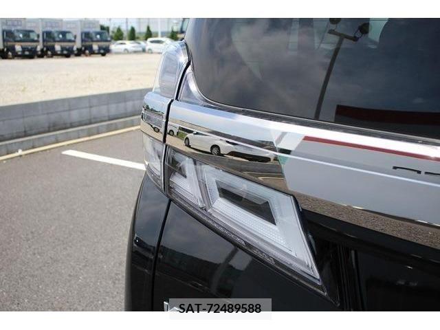 Toyota VELLFIRE 2018-01 335165-18