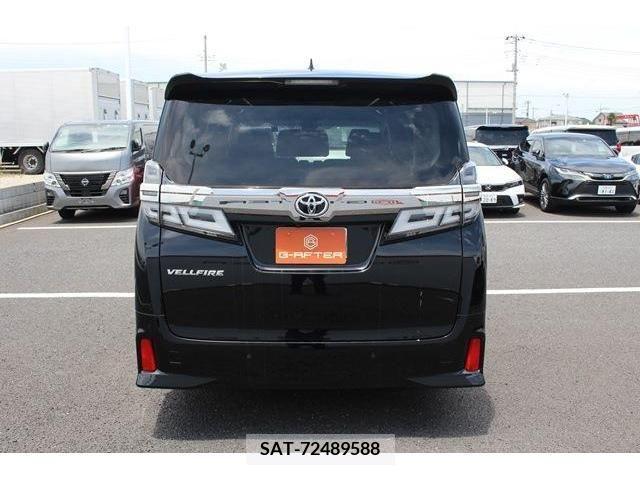 Toyota VELLFIRE 2018-01 335165-9