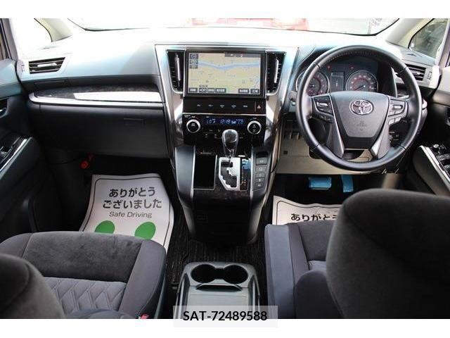 Toyota VELLFIRE 2018-01 335165-12