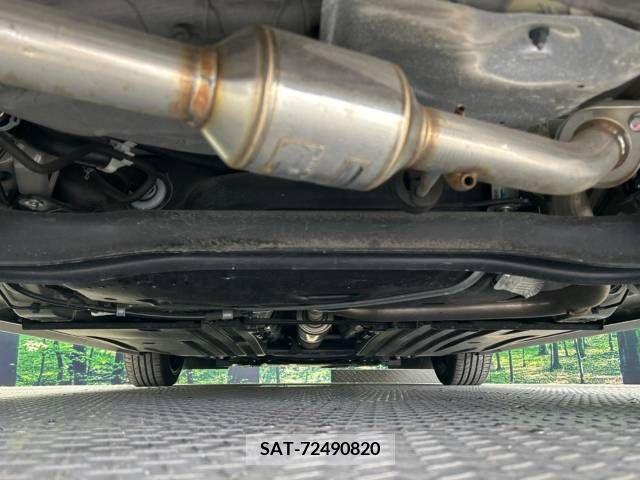 Suzuki SWIFT 2022-07 339024-19