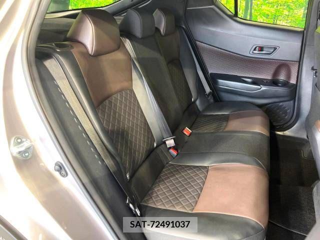 Toyota C-HR 2017-09 389961-9