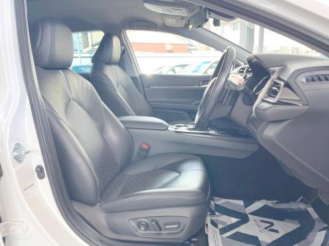 Toyota CAMRY HYBRID 2018-10 24989-9
