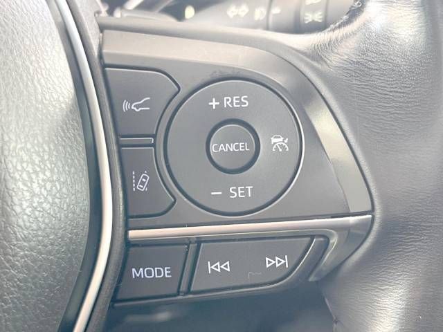 Toyota CAMRY HYBRID 2018-10 24989-8