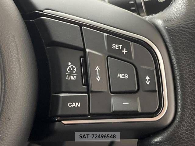 Jaguar E-PACE 2018-11 273153-5