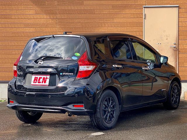 Nissan NOTE 2017-12 20137-2