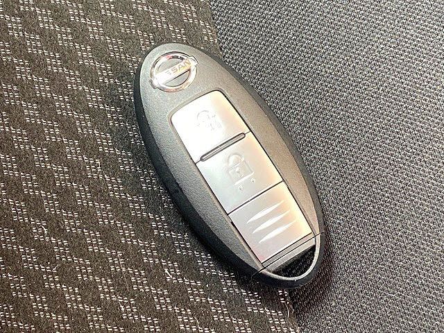 Nissan NOTE 2017-12 20137-21