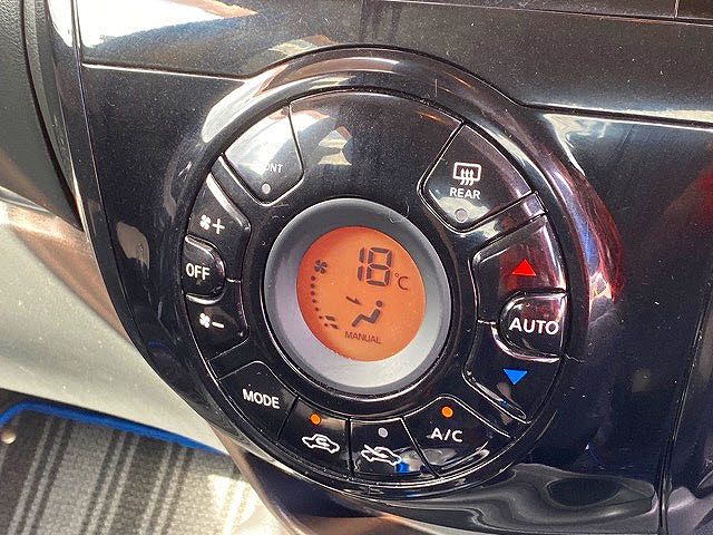 Nissan NOTE 2017-12 20137-14